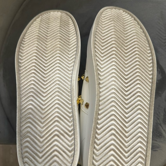 Steve Madden white runners with gold studs - Picture 4 of 4